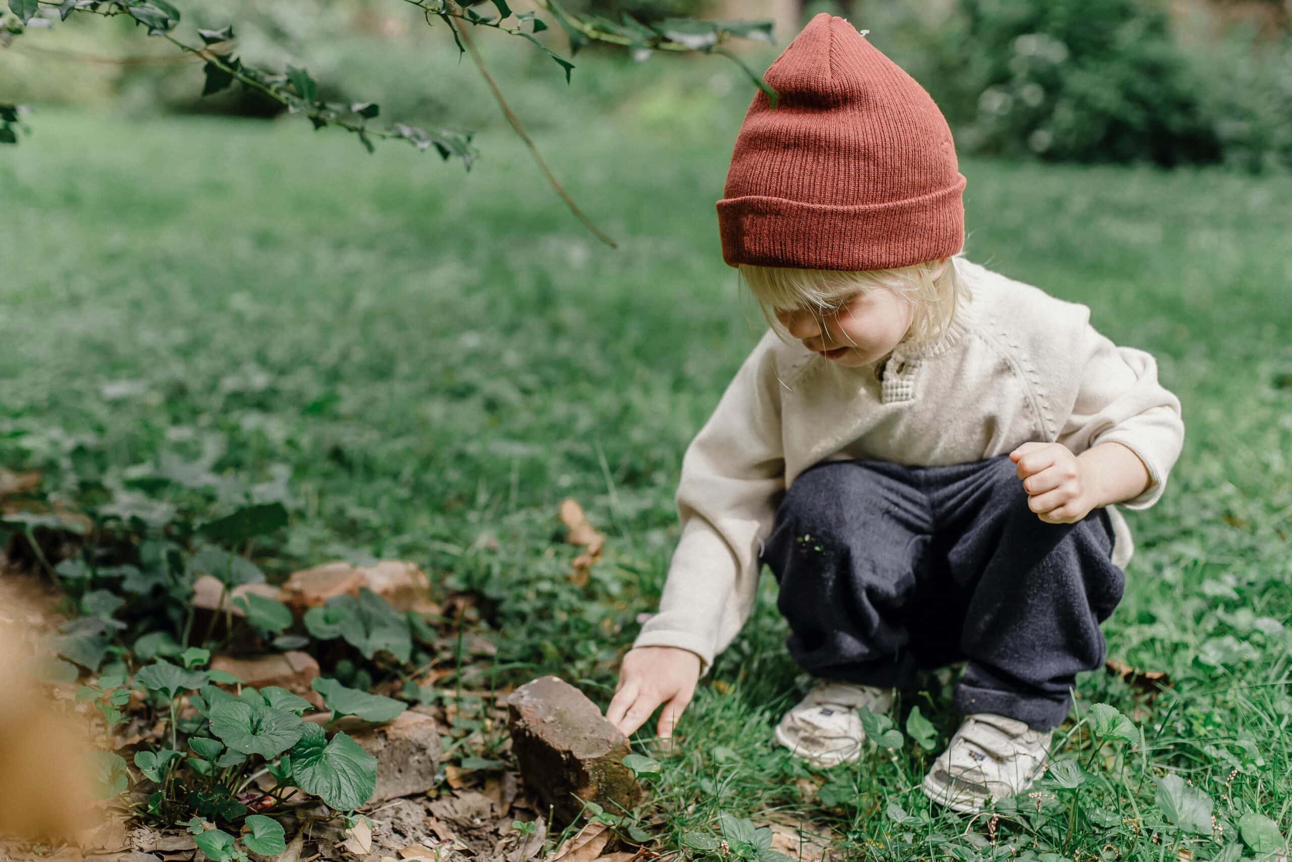 Winter Magic in the Neighbourhood: Exploring with Your Child